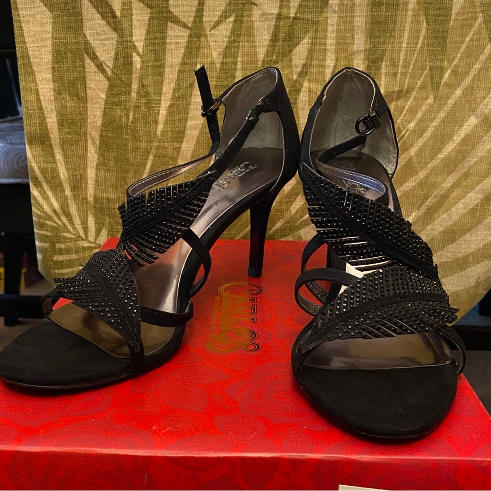 NIB Carlos Santana Black Leather Feather Frisco Heels
